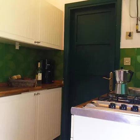 Diana Double Apartment Crone